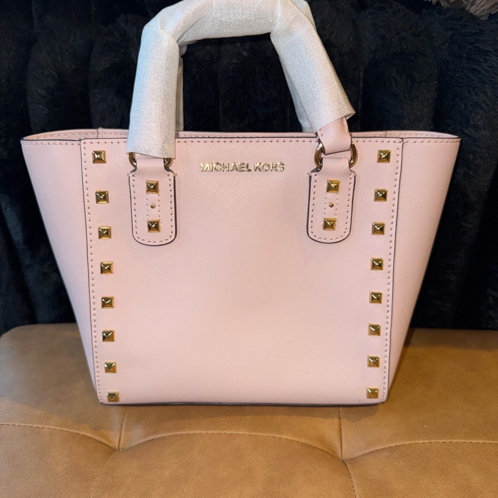 Michael Kors Light Pink crossbody with Gold Studs